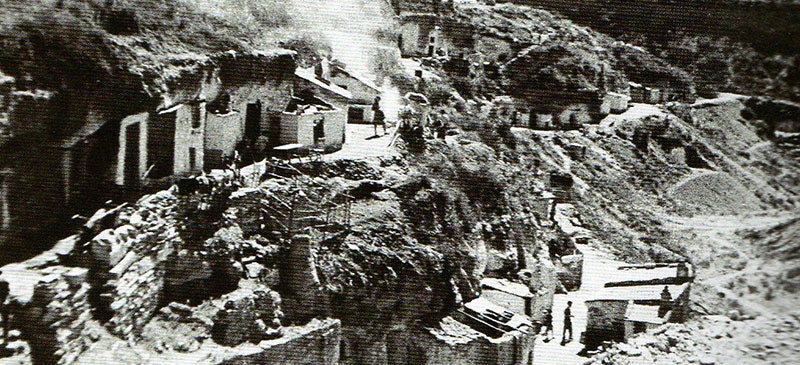 Panorámica de les coves de Sant Oleguer (1950). Autor: Ramón Bardés/AHS