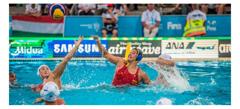 Foto portada: un moment del partit. Foto: RFEN. 