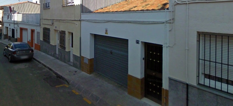 Foto portada: immoble on residia la víctima. Foto: Google Street View. 