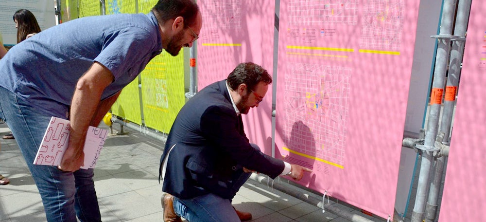 Maties Serracant i Juli Fernàndez en la inauguració de l'exposició del Passeig. Autor: David B.