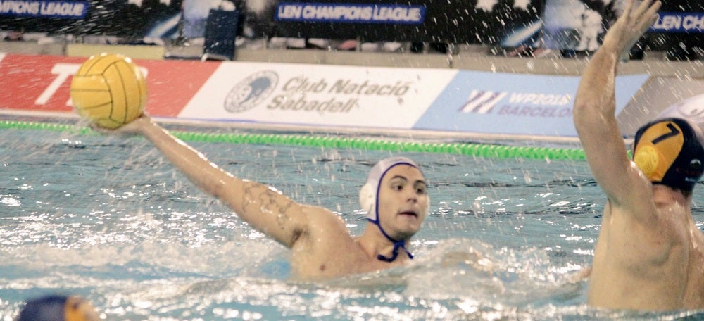 Foto portada: un moment del partit. Autor: CN Sabadell via Twitter. 