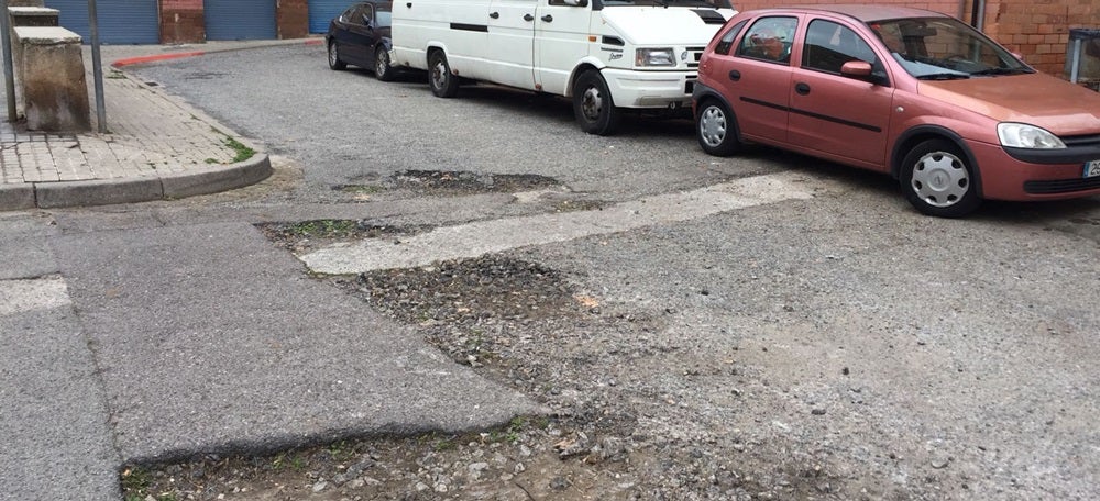 Foto portada: el carrer de la Gomera,en una imatge recent. Autor: cedida. 