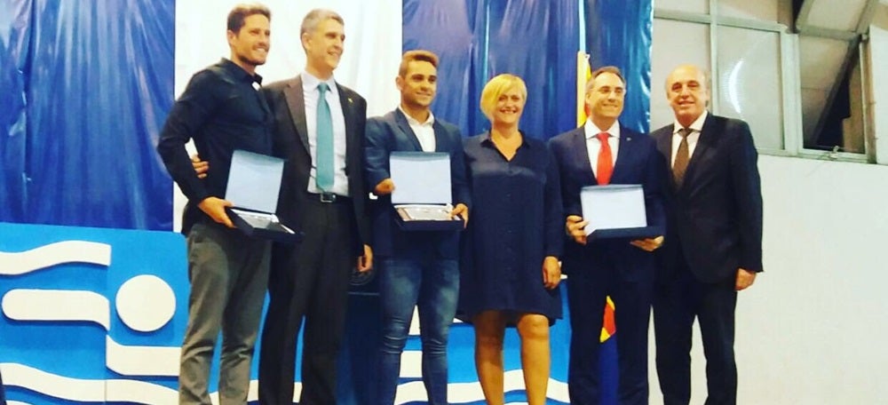 Foto portada: Wildeboer, Martí, Salguero i la regidora Martínez, entre altres. Autor: Óscar Salguero via Twitter. 