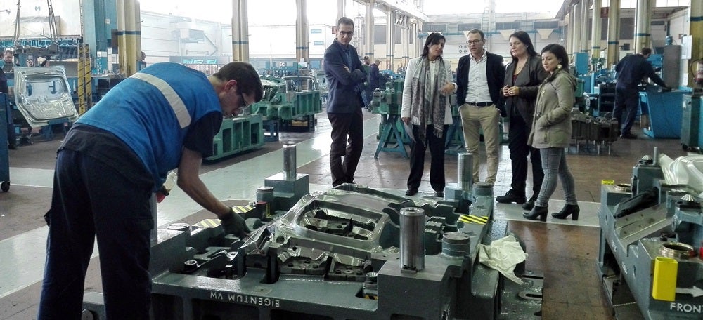 Foto portada: visita a la planta de Dover. Autor: CCVOC. 