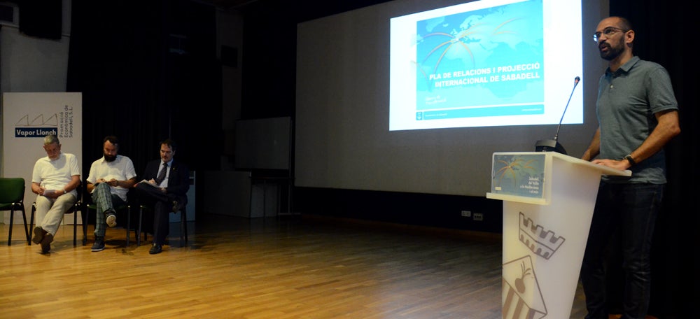 Foto portada: Serracant en un moment de la presentació Autor: David B.