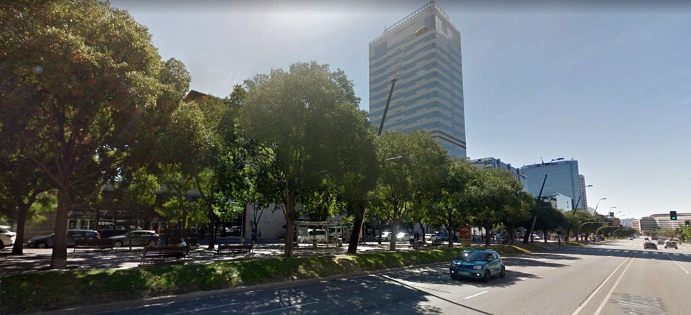 Foto portada: l'avinguda de Francesc Macià. Foto via Google Street View. 