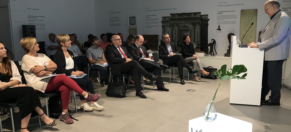 Foto portada: intervenció del president de Creu Roja Sabadell, Josep Masip. Autor: cedida. 