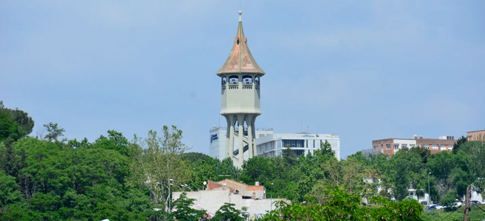 Foto portada: Torre de l'Aigua vista des de Torre-romeu. Autor: David B.