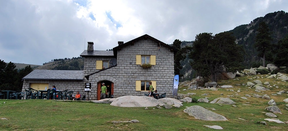 Foto portada: el refugi de Malniu.