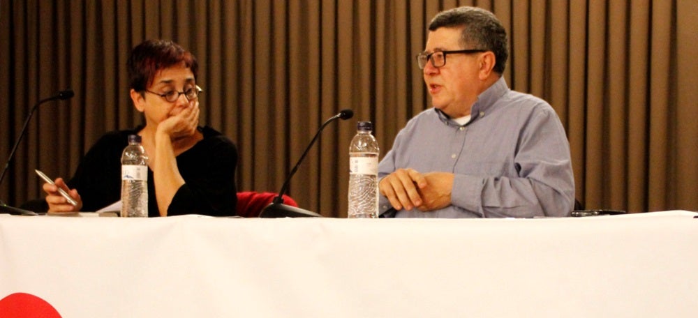 Foto portada: Margarida Massot i Xavier Rius Sant, a la sala d'actes del casal Pere Quart. Autor: @isoler3 via Twitter