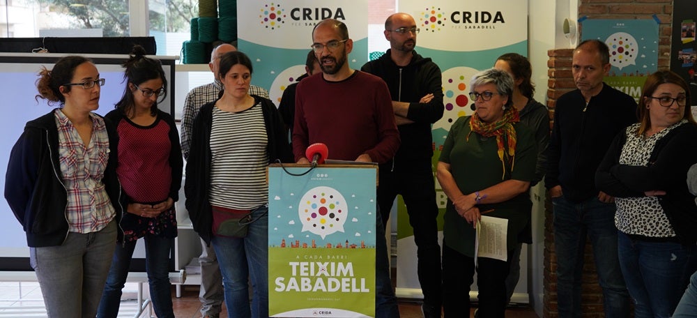 Foto portada: Serracant, presentant el programa. Autor: Crida.