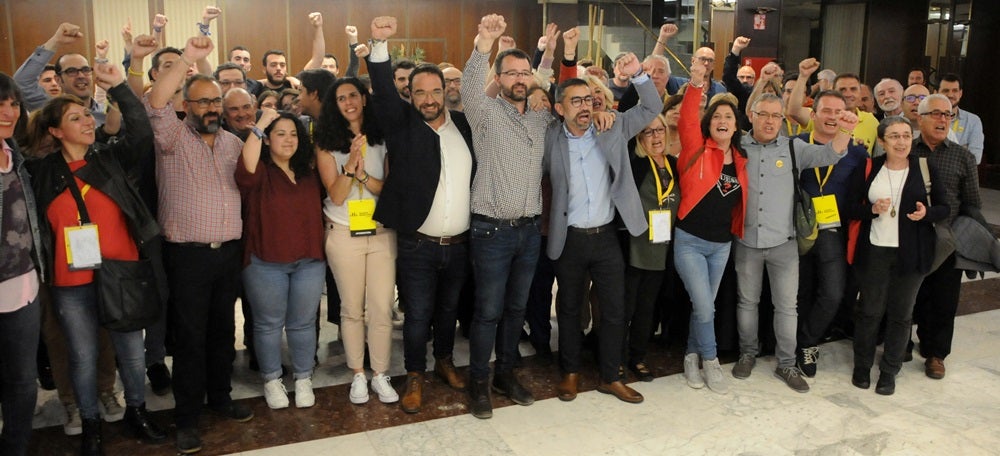 Foto portada: celebració dels resultats d'ERC, a l'hotel Urpí, aquesta mitjanit. Autor: E.Barnola.
