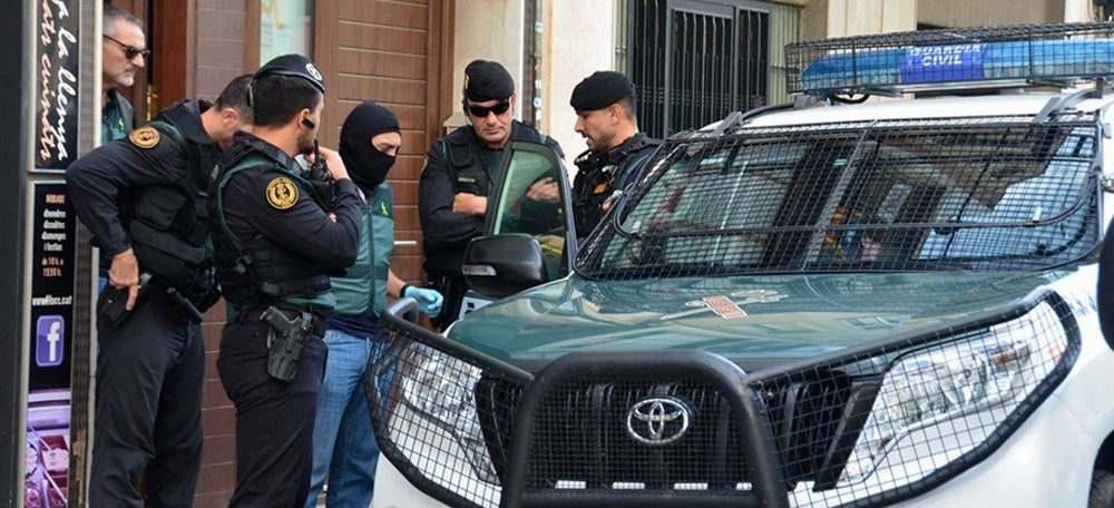 Foto portada: un dels membres del CDR Sabadell detingut aquest matí. Autor: David B.