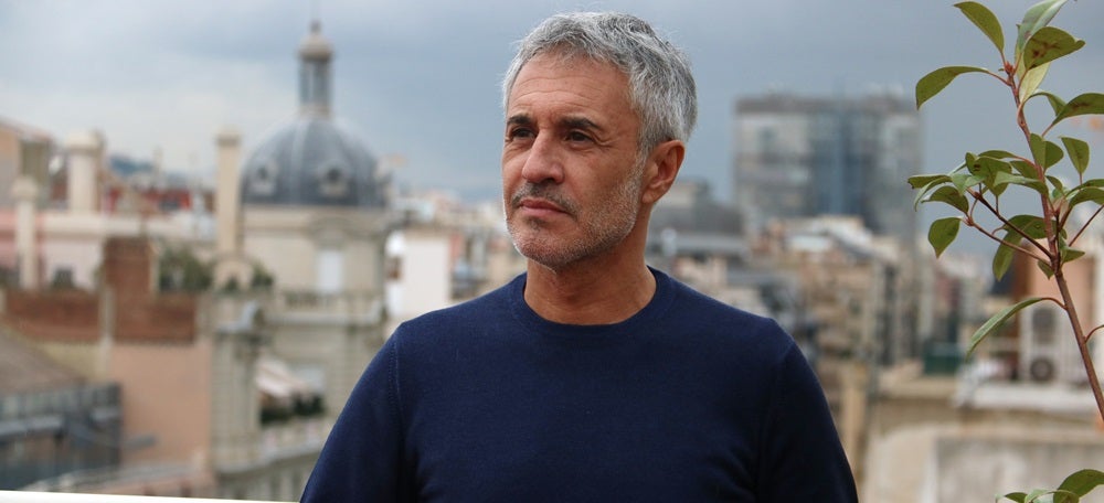 Pla mitjà de Sergio Dalma en un terrat de Barcelona, el passat mes d'octubre. Divendres 8 de novembre de 2019 (HORITZONTAL)