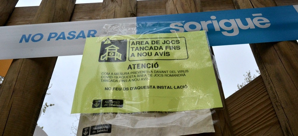 Jocs infantils tancats per l'estat d'alarma, a Can Llong. Autor: J.d.A. 