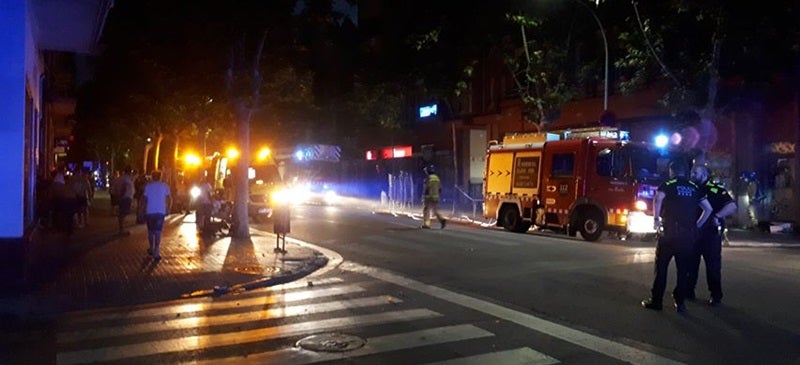 Incendi avinguda de Barberà. Foto: Darío Cuenca / cedida. 