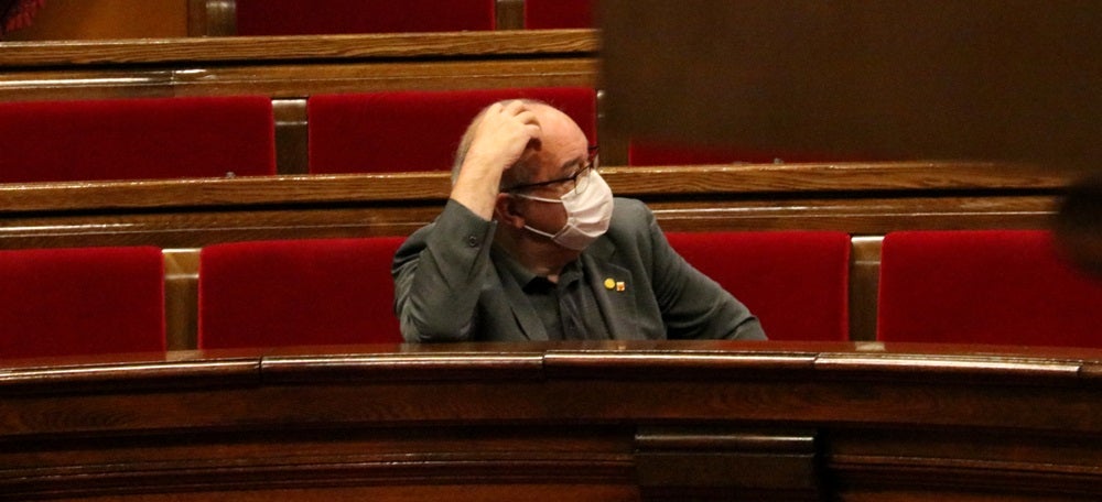 El conseller Josep Bargalló, al ple del Parlament de 9 de setembre de 2020 (Horitzontal)