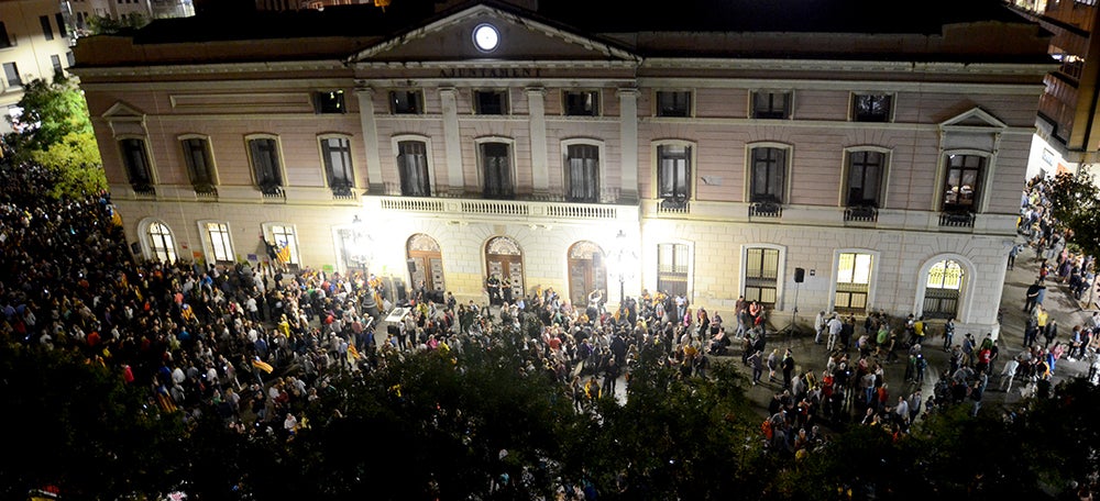 Mani presos 15-O. Autor: David B.