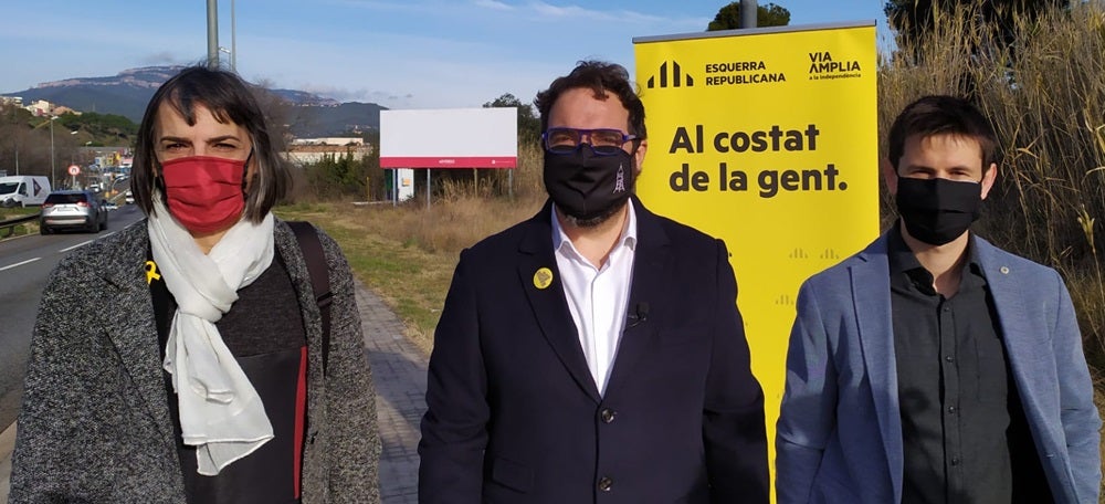 Foto portada: els candidats republicans Clara Palau, esquerra, i Juli Fernàndez. al centre. Autor: cedida.