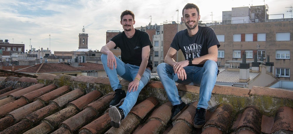 Foto portada: els treballadors de 'Ràdio Sabadell Aleix Graell i Pere Gallifa. Autor: cedida. 