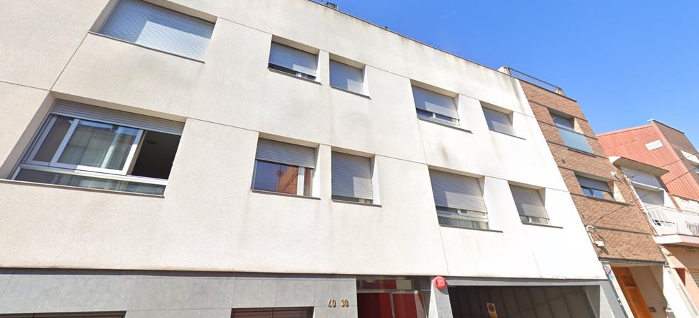 Foto portada: el carrer de Lepant on s'ha produït l'incendi. Foto via Google Street View. 