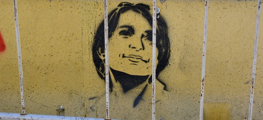 Foto portada: un grafiti de Forcadell, en una tanca al Passeig. Autor: J.d.A