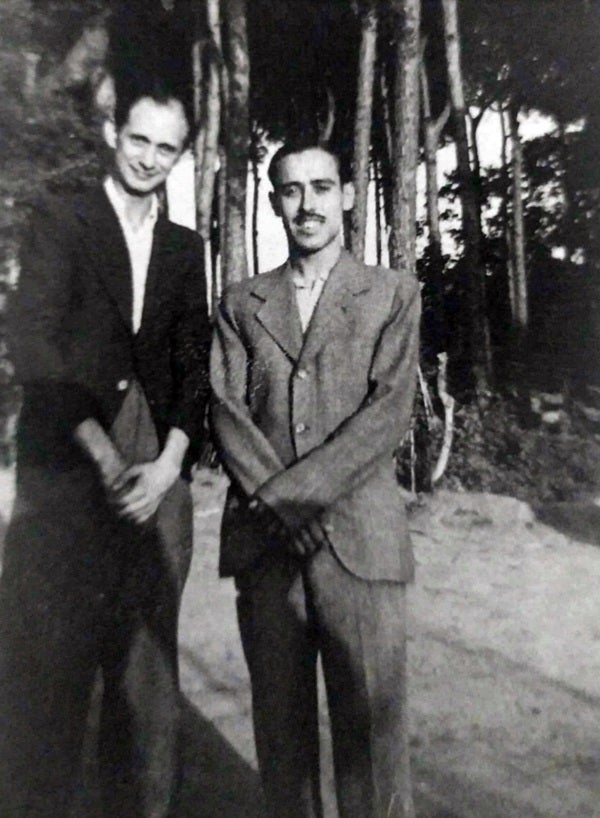 Bistuer, al bosc de Can Feu, després de la Guerra.