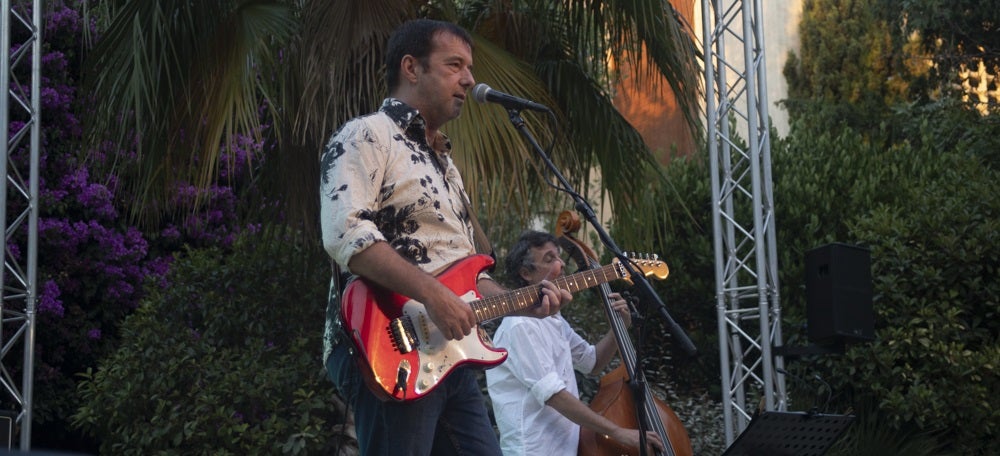 Foto portada: concert de Cris Juanico aquest dimarts. Autora: Alba Garcia. 