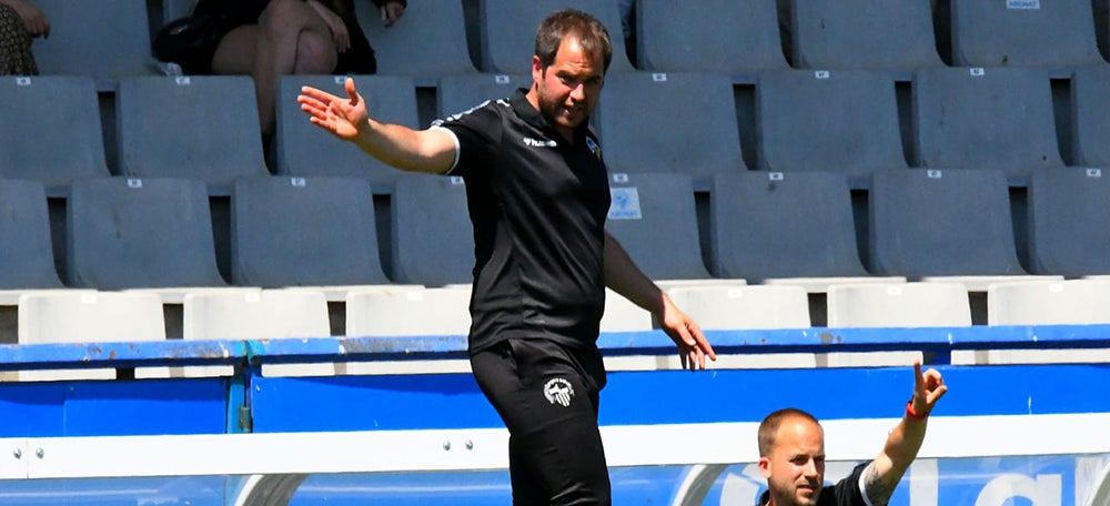 Miki Lladó durant un partit del Juvenil A a la Nova Creu Alta. Autor: CES.