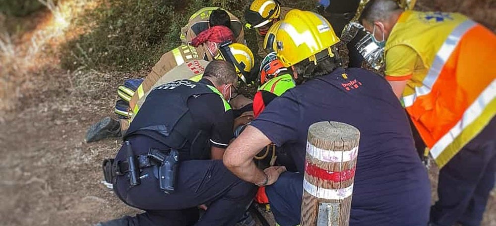 Foto portada: un rescat al Rodal, fa temps. Autor: @PoliciaSabadell via Twitter. 