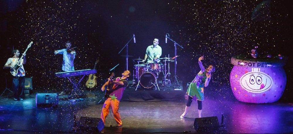 Foto portada: un concert d'El pot petit.