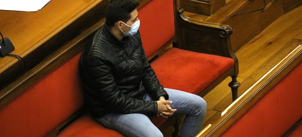 Foto portada: l'acusat del crim, aquest dijous a l'Audiència de Barcelona. Autor: ACN. 