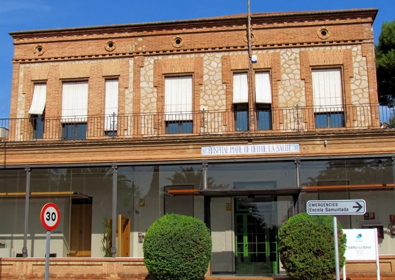 Edifici Mare de Déu de la Salut, d'E.Fatjó. Font: Barcelona Modernista.