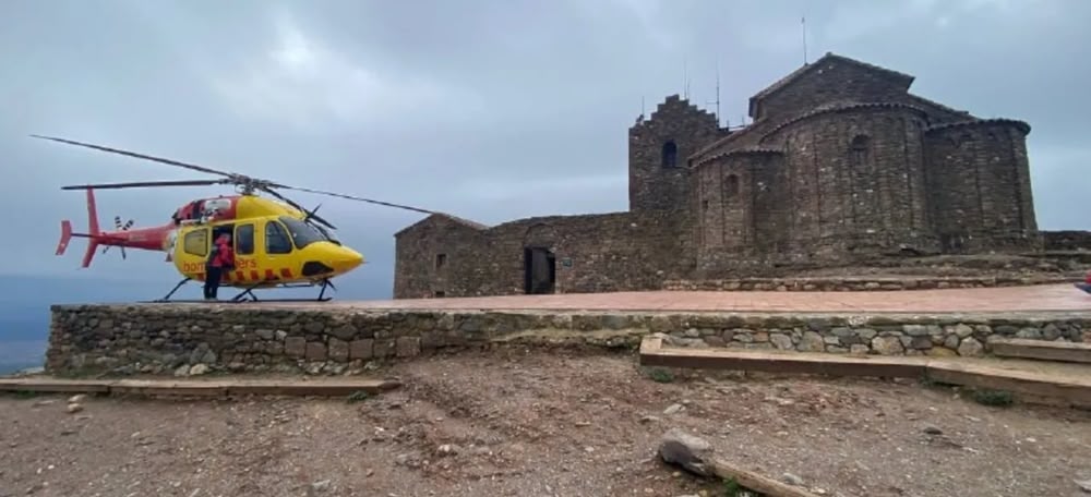 Foto portada: rescat a la Mola en helicòpter. Autor: cedida. 