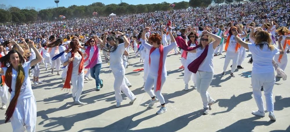 Foto portada: el festival Holi, l'any 2019. Autor: David B.