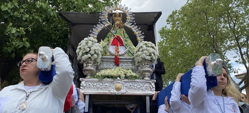 Pas de la romeria de la Cofradia de la Virgen de la Cabeza a Catalunya. Autora: J. Ramon