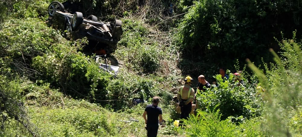 Foto portada: lloc on ha impactat el vehicle, on han mort dos sabadellencs al Priorat. Autor: ACN.