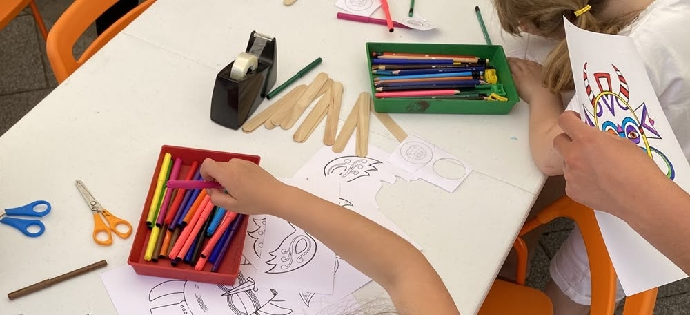 Tallers infantils de La Rambla del Turisme, aquest dissabte. Autora: J. Ramon