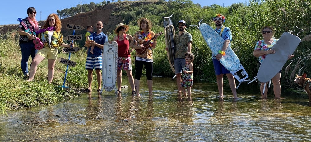 'Performance' de Mercatroc al Ripoll. Videoclip per posar en evidència el projecte SurfCity. Autora: J. Ramon