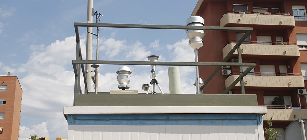 El radar que mesura la contaminació atmosfèrica a la Gran Via. Autora: Lucia Marin