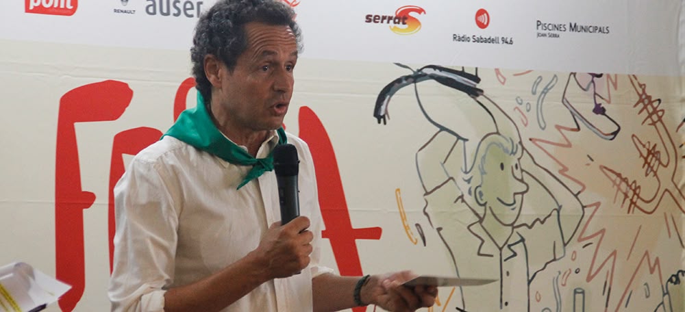 Foto portada: el portaveu municipal de Junts per Sabadell, Lluis Matas, intervenint en la presentació de la Festa Major, el passat dilluns. Autor: David B. 