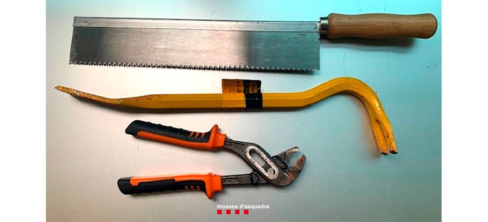 Foto portada: eines trobades en els lladres. Autor: Mossos