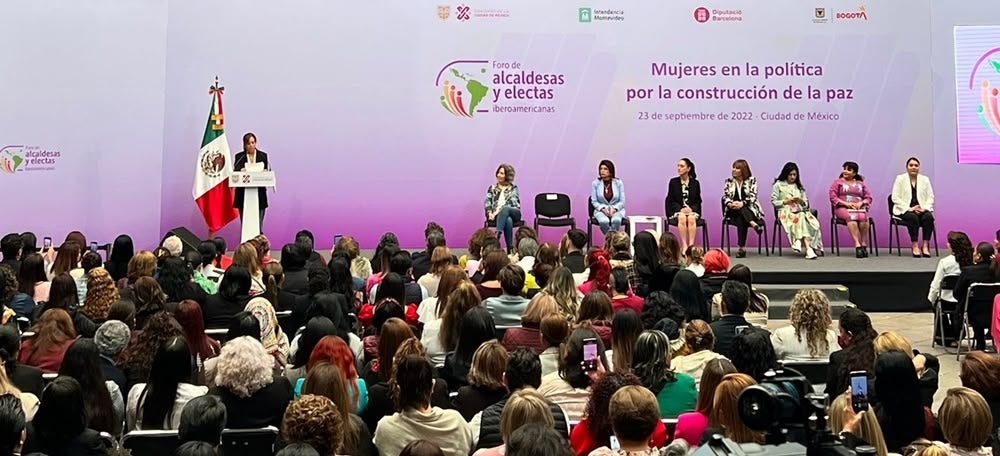 Foto portada: intervenció de Farrés a Ciutat de Mèxic. Autor: cedida. 