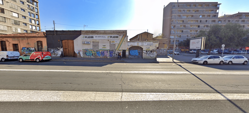 Foto portada: el carrer d'Alfons Sala. Foto: Google Street View. 
