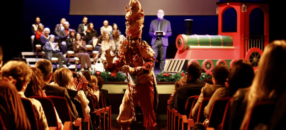 Foto portada: el Llaminer, a la platea del Principal. Autor: J.Peláez /Ajuntament. 