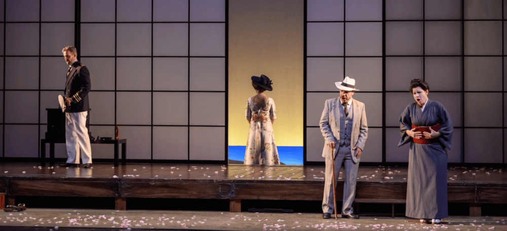 Foto portada: un dels assajos de 'Madama Butterfly'. Autor: A.Bofill.