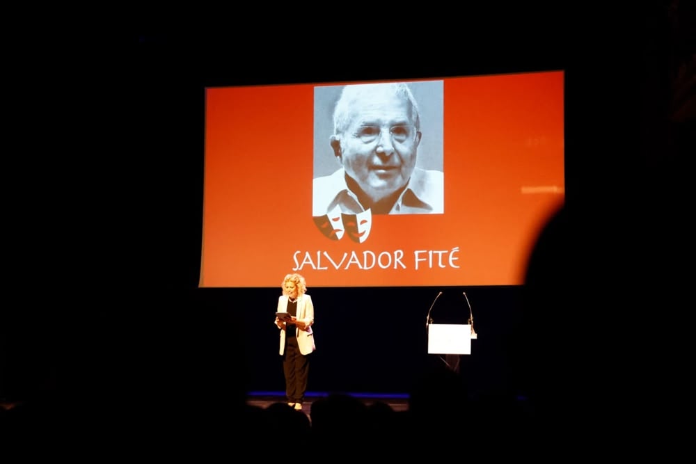 Tricuera, presentant l'acte. Autor: David Jiménez.