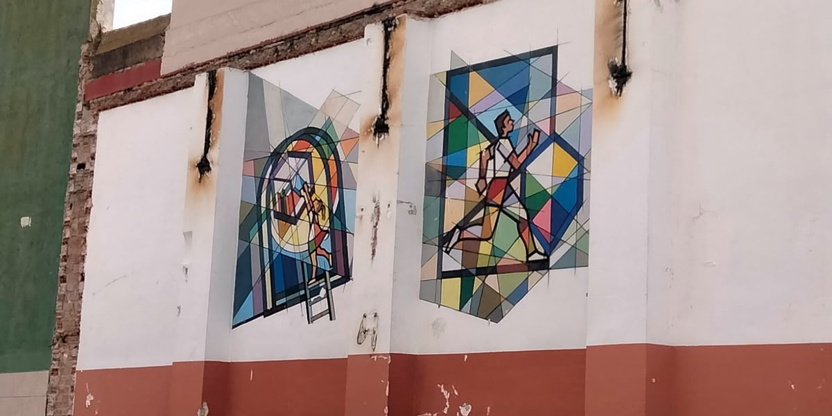 Els murals de Jordi Roca, a la vista. Autor: J.A.