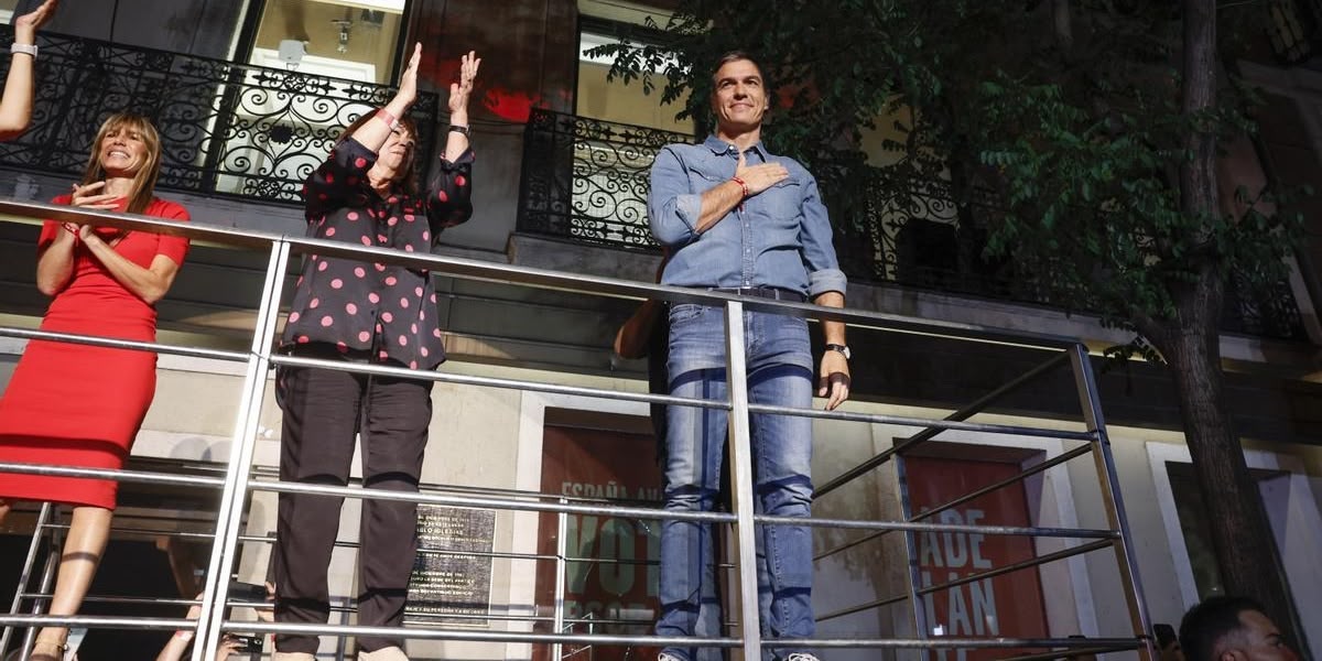 Foto portada: Pedro Sánchez, la noche del 23-J en Ferraz, sede del PSOE. 