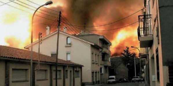 Els bombers de Matadepera, a l'aguait per l'arribada de les flames